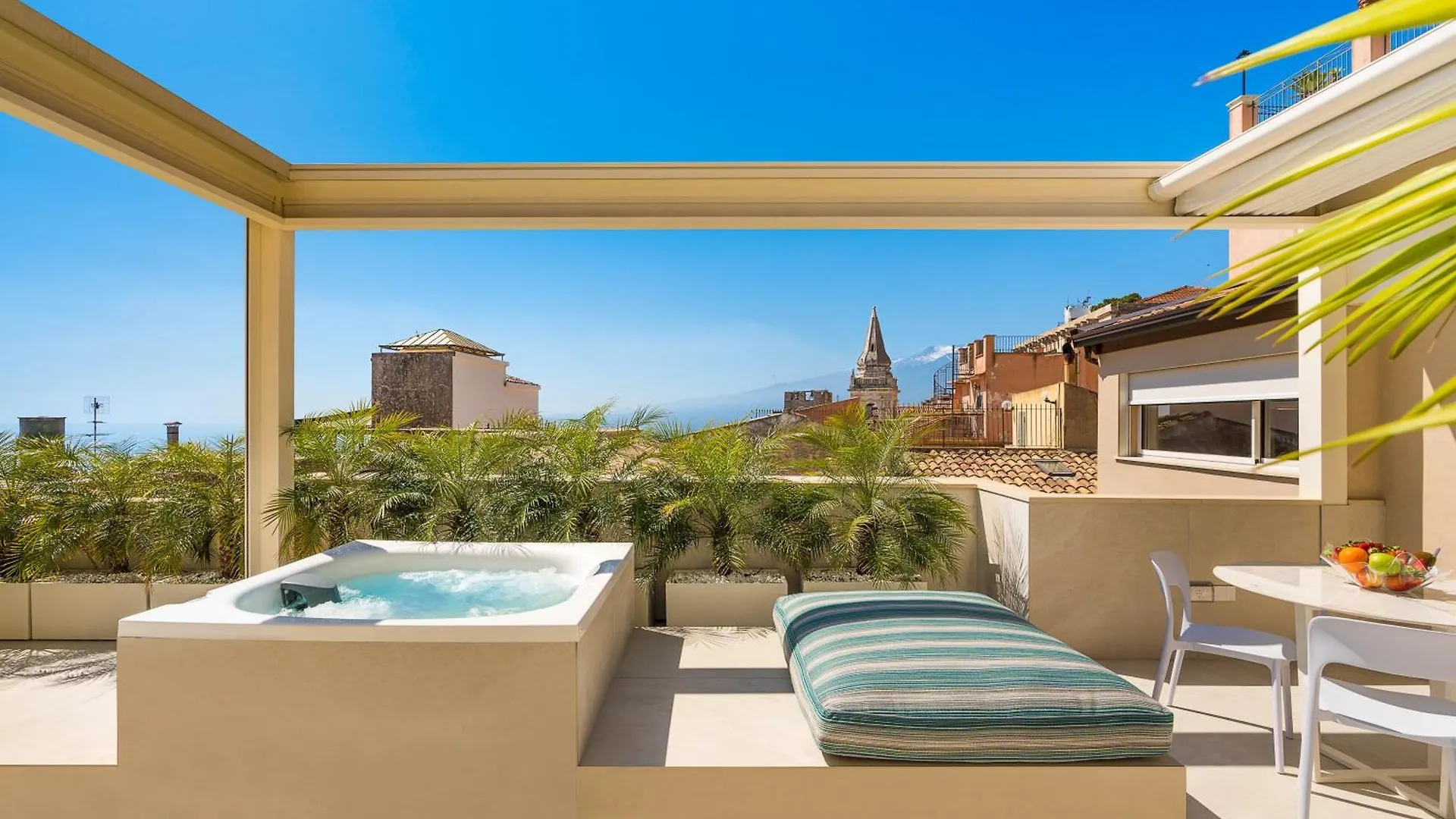 Taormina Infinity Suites Italien